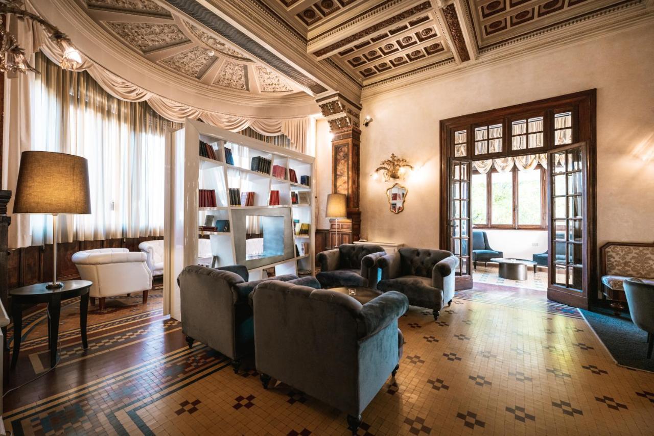 Hotel De La Ville Riccione Exteriér fotografie